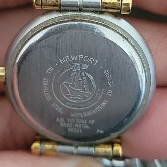 All Stainless steel Vintage Certina newport womens watch. - Picture 4 of 7